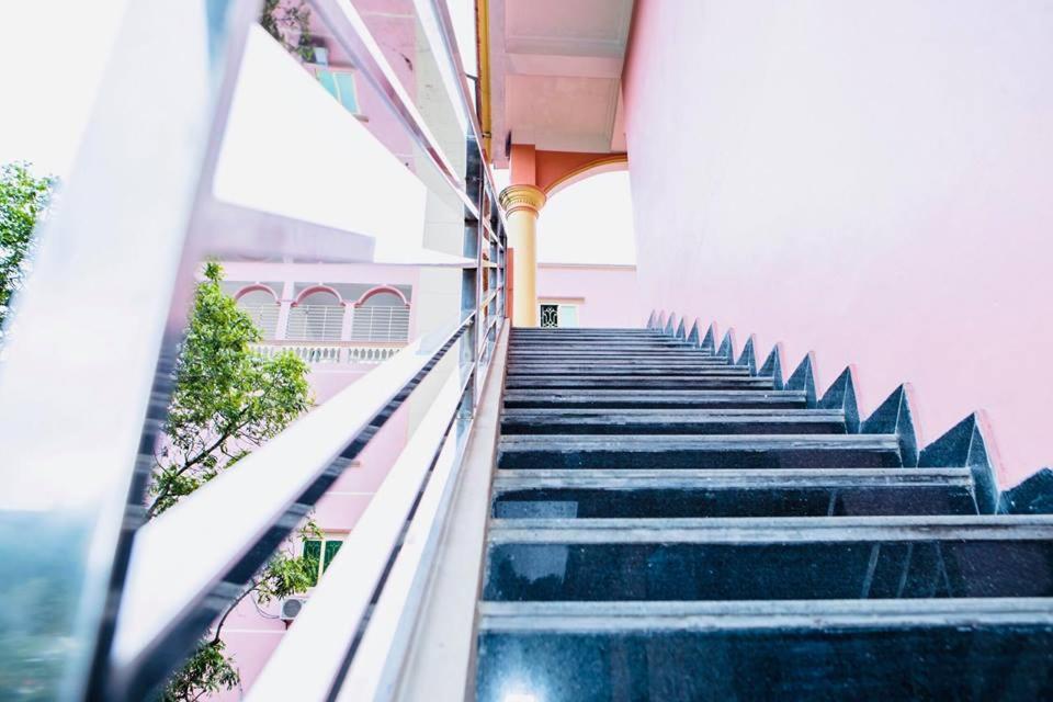 Hung Thinh Hotel Ban Gum Exterior foto