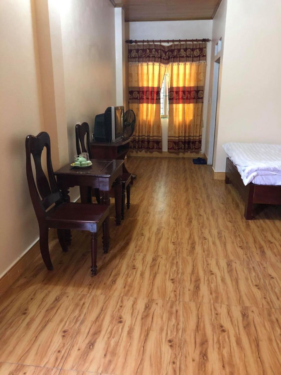 Hung Thinh Hotel Ban Gum Exterior foto